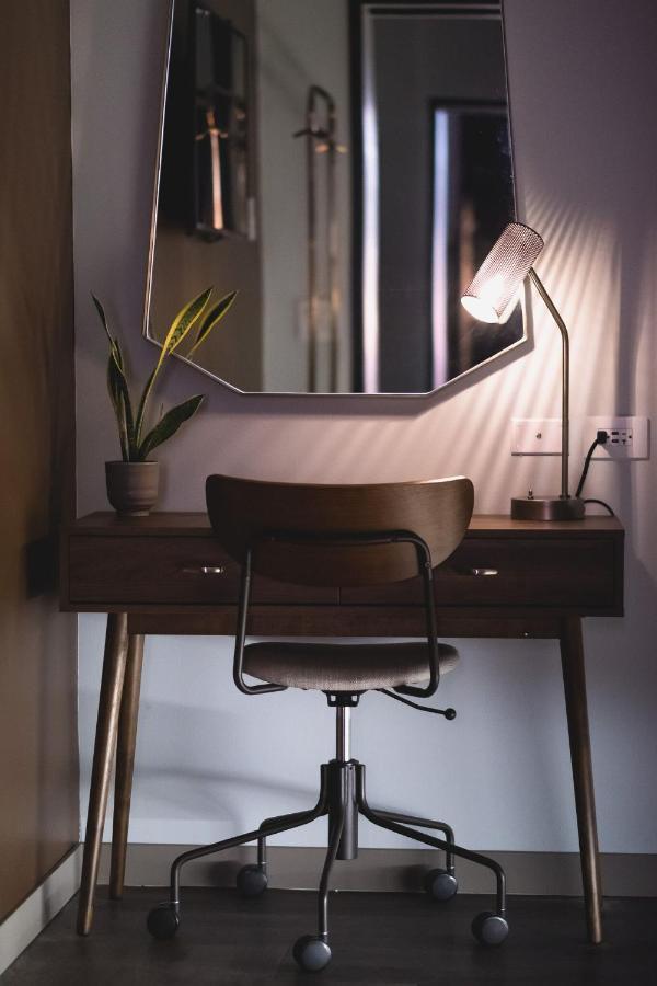 The Vault Hotel Houghton Bagian luar foto