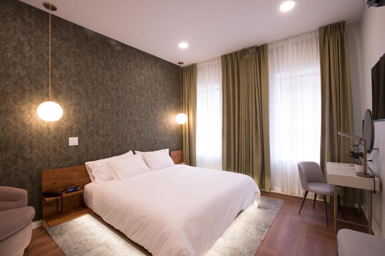 The Vault Hotel Houghton Bagian luar foto